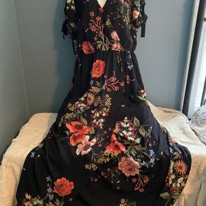 Black Floral Maxi
